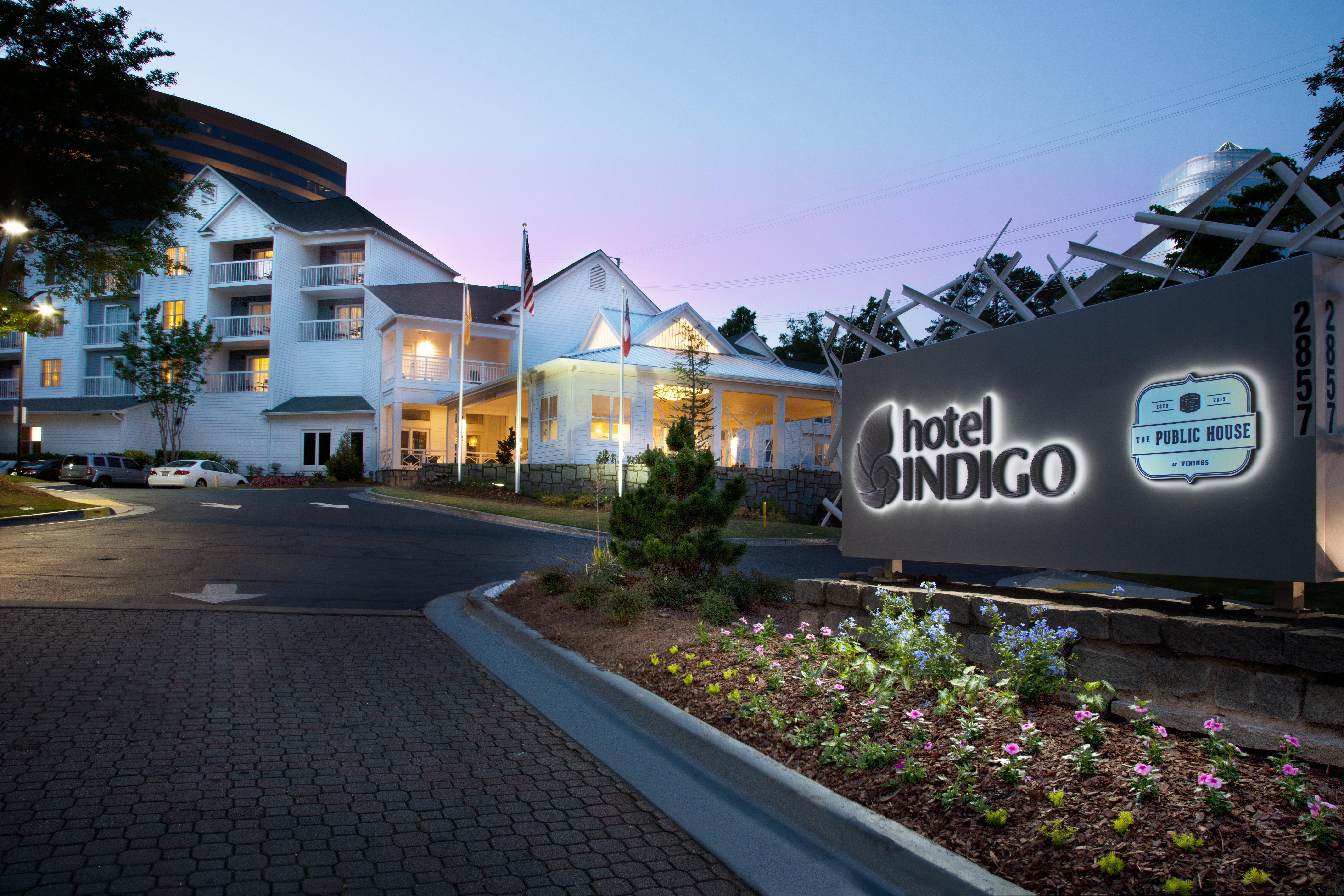 Hotel Indigo Atlanta Vinings By Ihg Smyrna Exterior photo